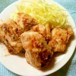鶏胸肉のゴマ・ゴマドレ焼き